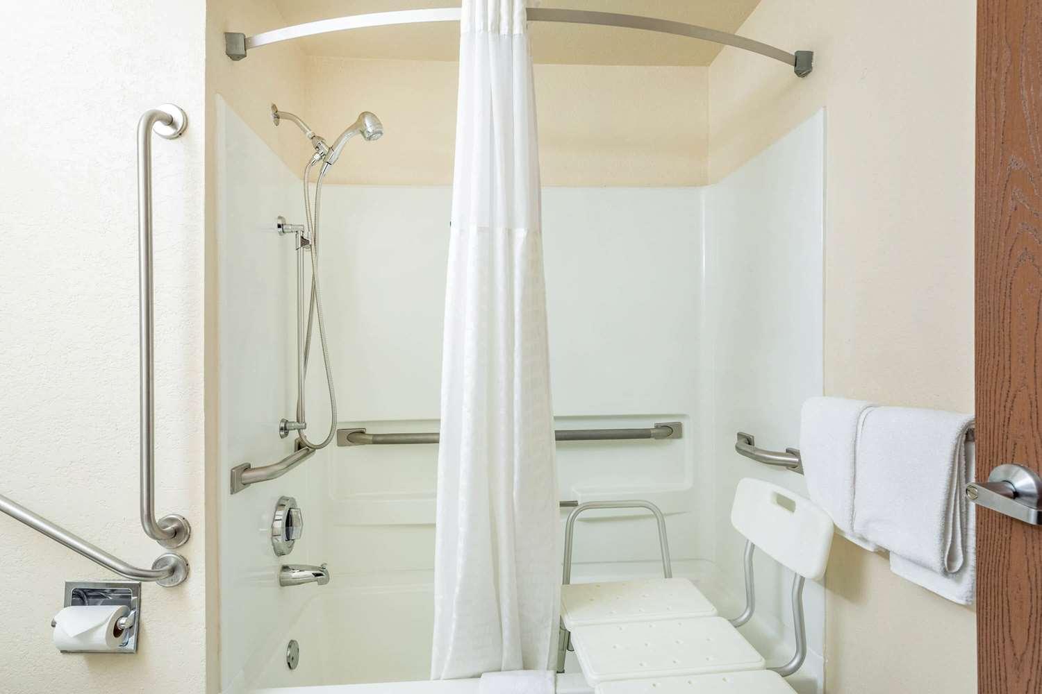Super 8 By Wyndham Cheyenne Wy Hotel Ngoại thất bức ảnh