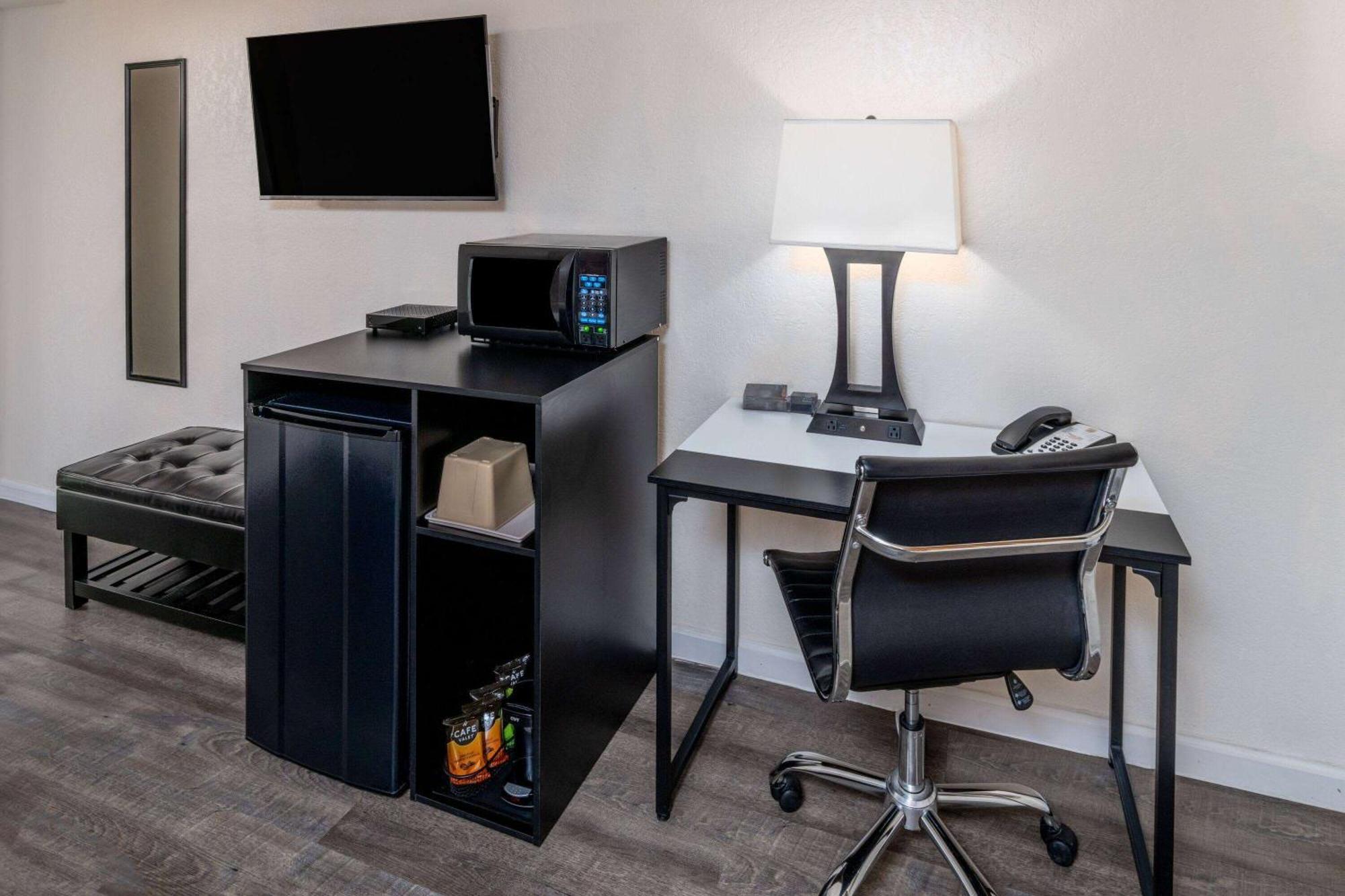 Super 8 By Wyndham Cheyenne Wy Hotel Ngoại thất bức ảnh