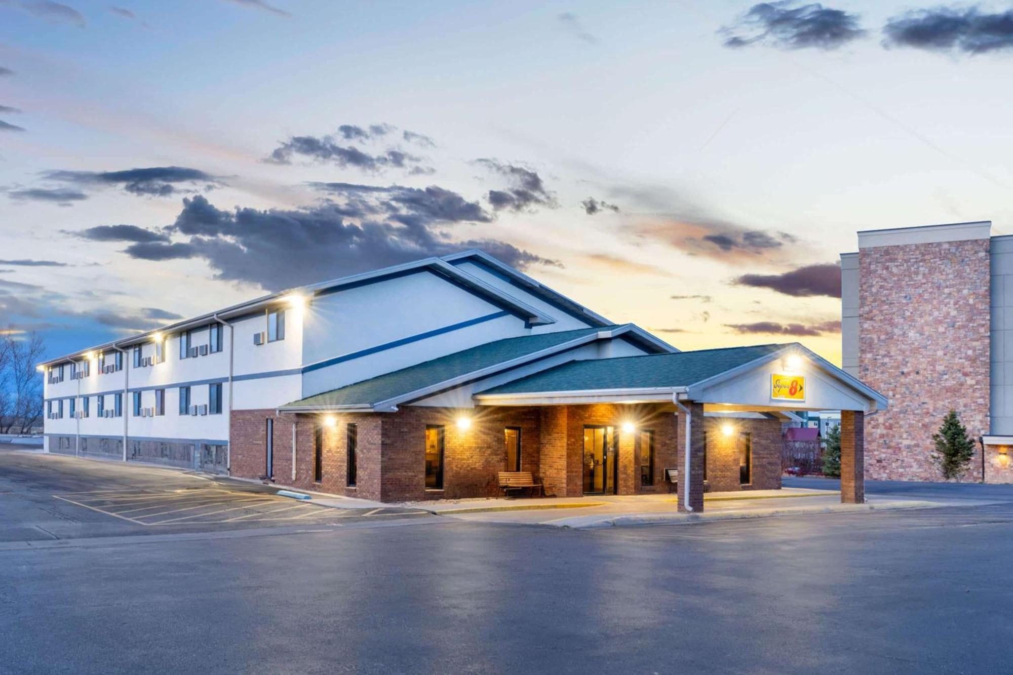 Super 8 By Wyndham Cheyenne Wy Hotel Ngoại thất bức ảnh
